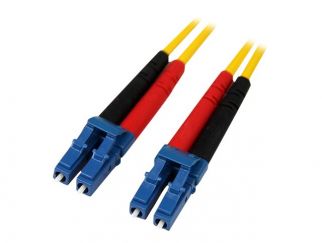 StarTech.com 10m Fiber Optic Cable - Single-Mode Duplex 9/125 - LSZH - LC/LC - OS1 - LC to LC Fiber Patch Cable (SMFIBLCLC10) - Patch cable - LC single-mode (M) to LC single-mode (M) - 10 m - fibre optic - duplex - 9 / 125 micron - OS1 - molded - yellow -