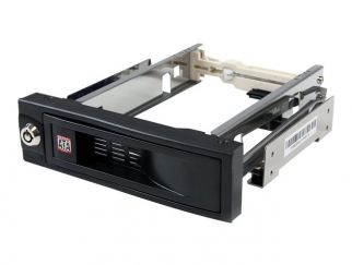 StarTech.com 5.25in Trayless Hot Swap Mobile Rack for 3.5in Hard Drive - Internal SATA Backplane Enclosure - Lockable drive bay (HSB100SATBK) - storage mobile rack