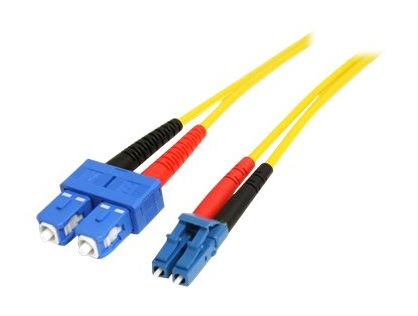 StarTech.com 1m Fiber Optic Cable - Single-Mode Duplex 9/125 - LSZH - LC/SC - OS1 - LC to SC Fiber Patch Cable (SMFIBLCSC1) - network cable - 1 m